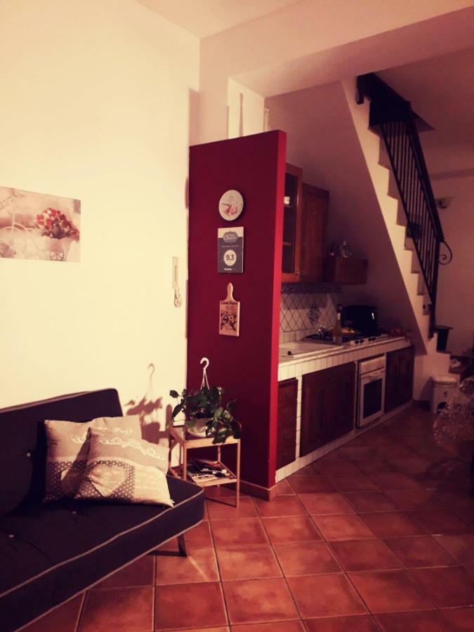 Casa Vacanze Chiara 테라시니 외부 사진